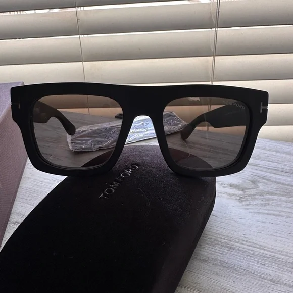 Tom Ford Matte Black Sunglasses - Picture 2 of 7